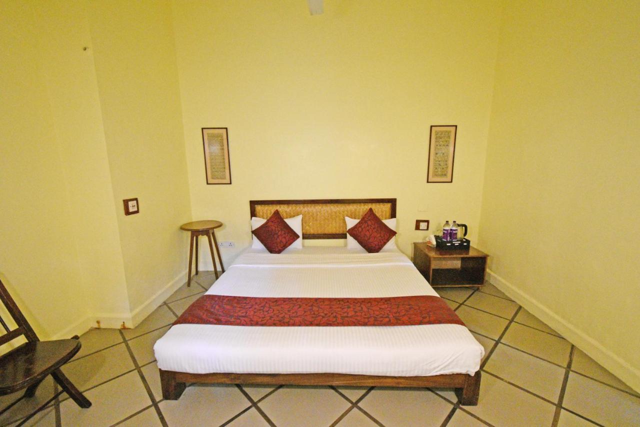 Hotel Villa Des Gouverneurs Puduccseri Kültér fotó
