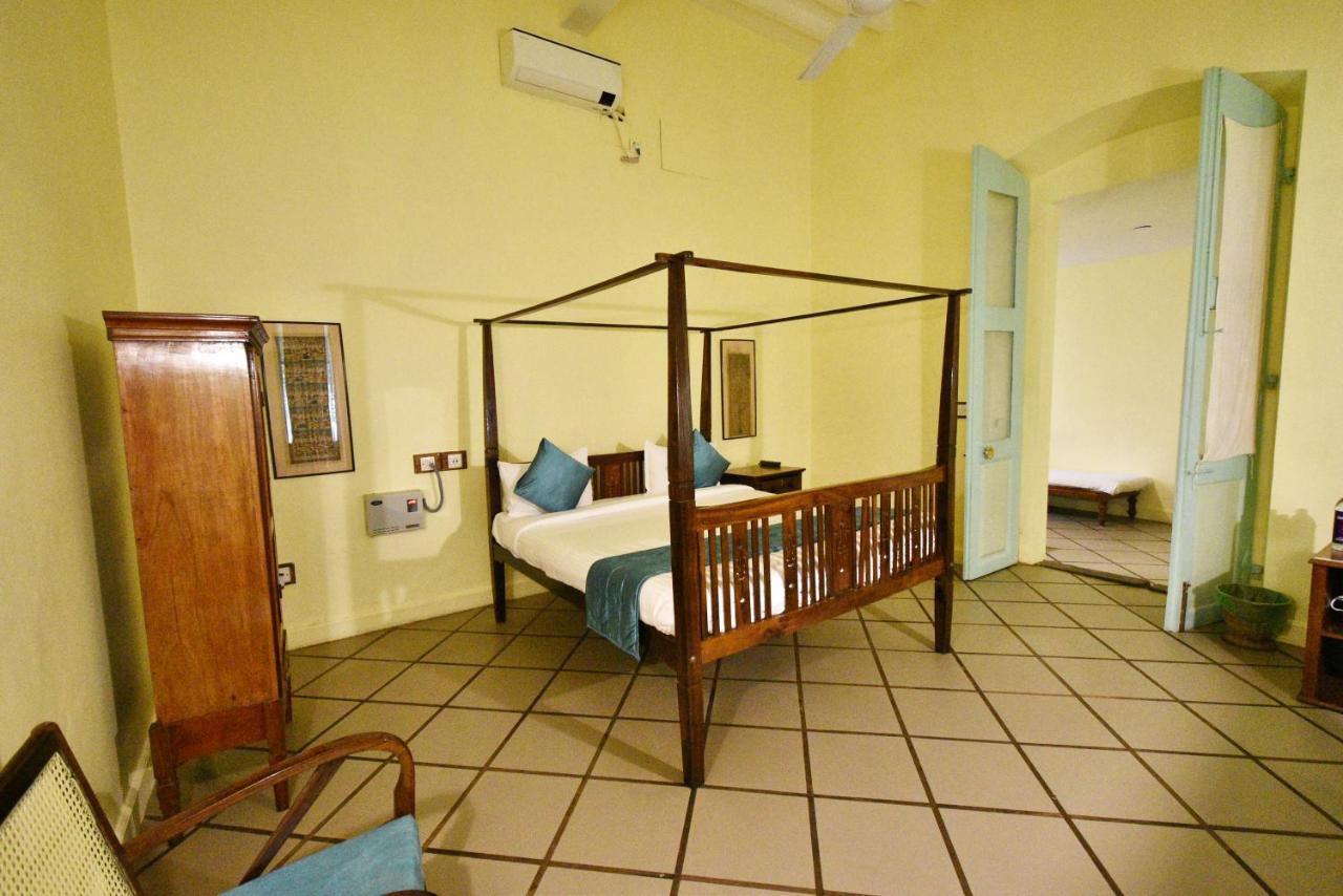 Hotel Villa Des Gouverneurs Puduccseri Kültér fotó