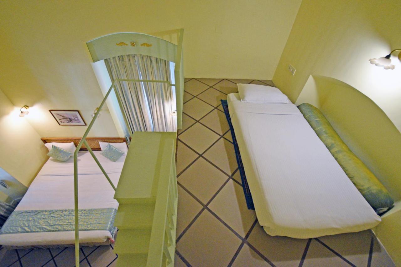 Hotel Villa Des Gouverneurs Puduccseri Kültér fotó
